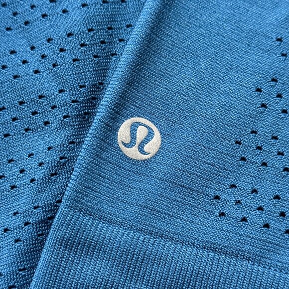 Lululemon Women's Breeze By Muscle Tank II - Blue - Picture 6 of 8